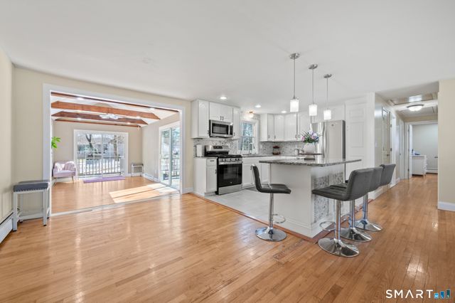 18 Crestwood Trail, East Hartford, CT 06118