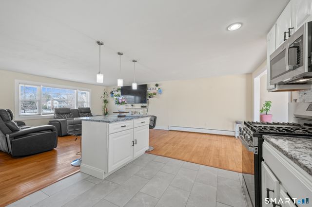 18 Crestwood Trail, East Hartford, CT 06118