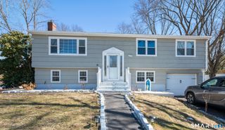 18 Crestwood Trail, East Hartford, CT 06118