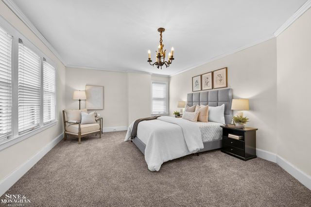 1425 Bishop Road, Grosse Pointe Park, MI 48230