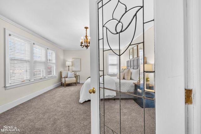 1425 Bishop Road, Grosse Pointe Park, MI 48230