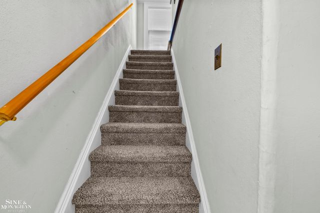 1425 Bishop Road, Grosse Pointe Park, MI 48230