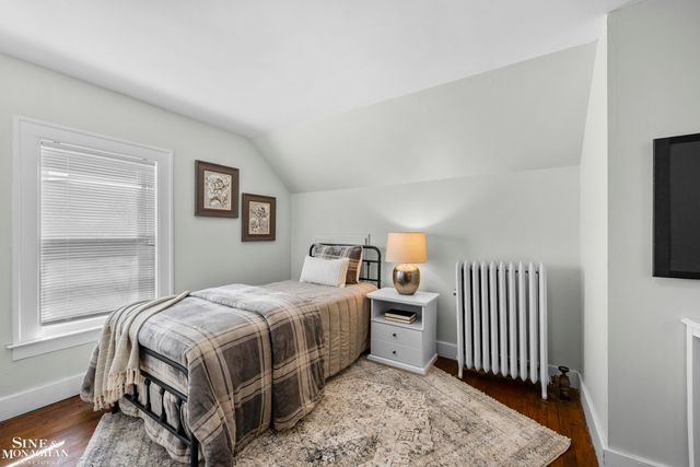 1425 Bishop Road, Grosse Pointe Park, MI 48230