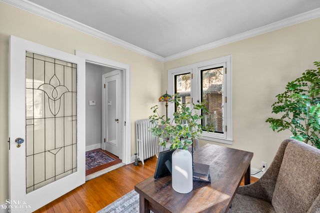 1425 Bishop Road, Grosse Pointe Park, MI 48230