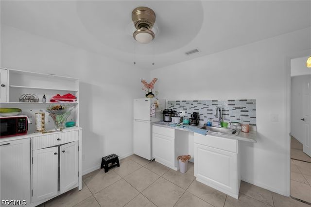 4115 SW 1st AVE, Cape Coral, FL 33914