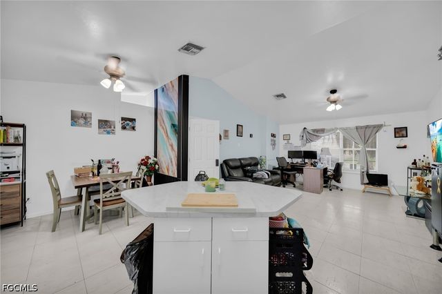 4115 SW 1st AVE, Cape Coral, FL 33914