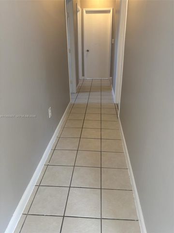 1205 NW 7th Ave, Florida City, FL 33034