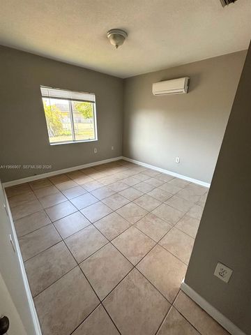 1205 NW 7th Ave, Florida City, FL 33034