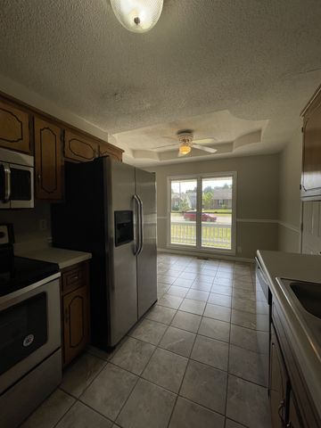 154 Shady Maple Dr, Clarksville, TN 37043