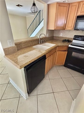 3300 New South Province BLVD 3, Fort Myers, FL 33907