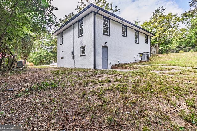 1124 N Beddingfield Drive, Macon, GA 31206