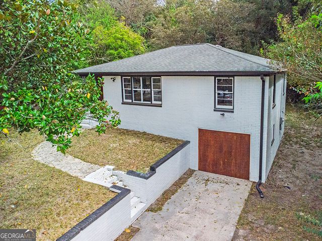 1124 N Beddingfield Drive, Macon, GA 31206