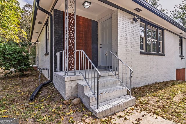 1124 N Beddingfield Drive, Macon, GA 31206