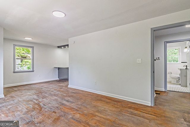 1124 N Beddingfield Drive, Macon, GA 31206