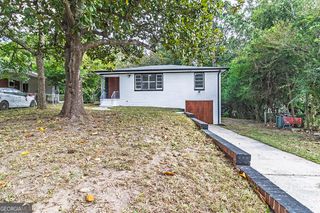 1124 N Beddingfield Drive, Macon, GA 31206