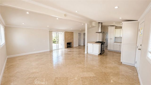 1582 Garland Avenue, Tustin, CA 92780