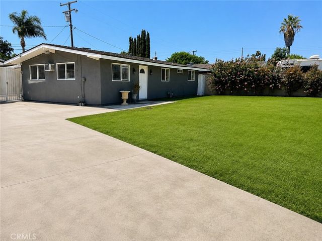 1582 Garland Avenue, Tustin, CA 92780