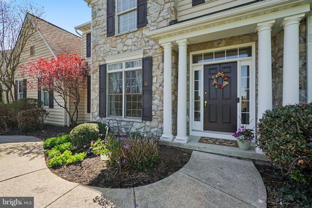 2118 MEADOW RIDGE DR, Lancaster, PA 17601