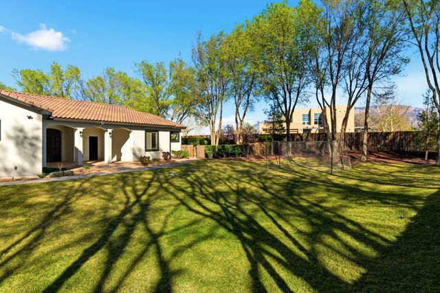 420 Calle Conejo Lane, Corrales, NM 87048