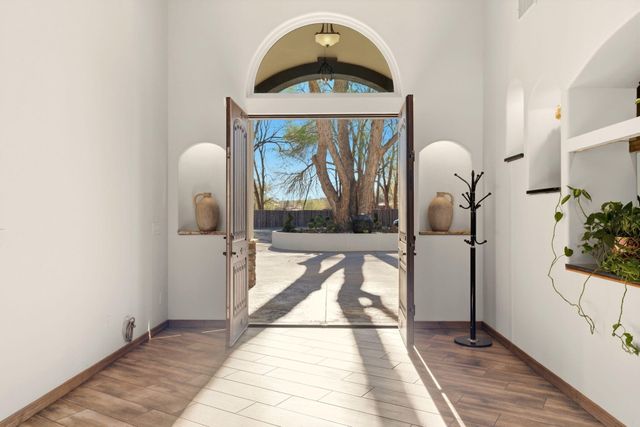 420 Calle Conejo Lane, Corrales, NM 87048