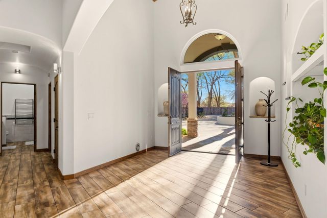 420 Calle Conejo Lane, Corrales, NM 87048