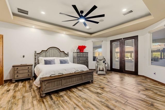420 Calle Conejo Lane, Corrales, NM 87048
