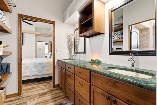 420 Calle Conejo Lane, Corrales, NM 87048