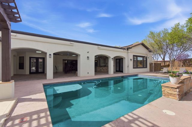 420 Calle Conejo Lane, Corrales, NM 87048