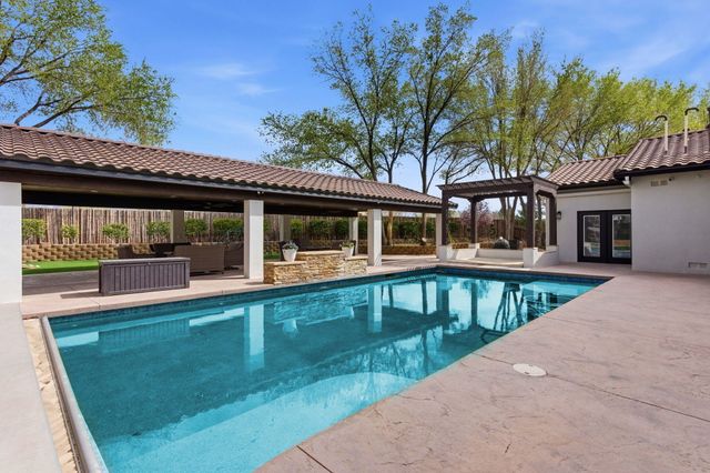 420 Calle Conejo Lane, Corrales, NM 87048