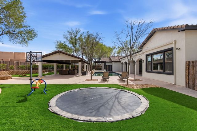 420 Calle Conejo Lane, Corrales, NM 87048