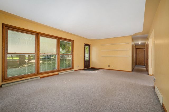 340 W Railroad Street, Centreville, MI 49032