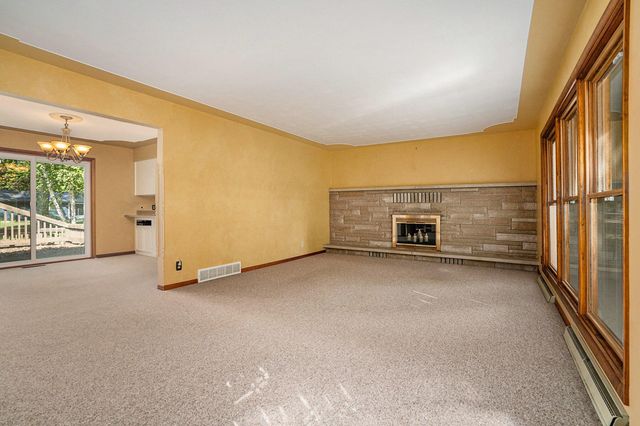 340 W Railroad Street, Centreville, MI 49032