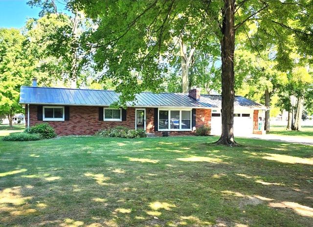 340 W Railroad Street, Centreville, MI 49032
