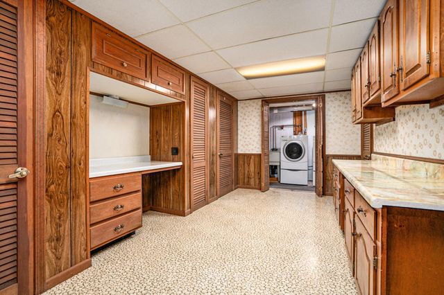 340 W Railroad Street, Centreville, MI 49032