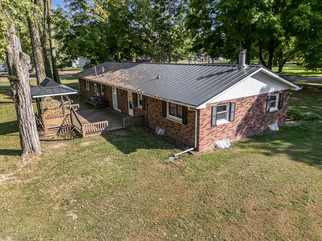 340 W Railroad Street, Centreville, MI 49032