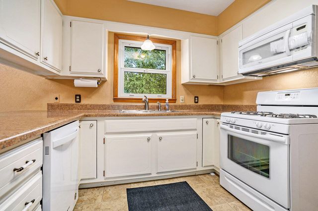 340 W Railroad Street, Centreville, MI 49032