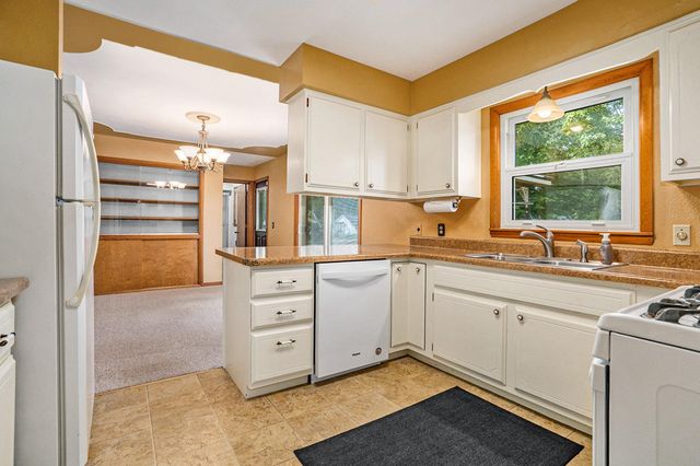 340 W Railroad Street, Centreville, MI 49032