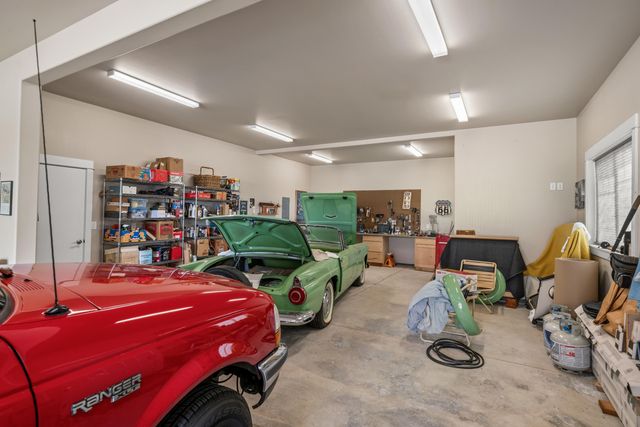 3250 Annapolis Drive, Medford, OR 97504