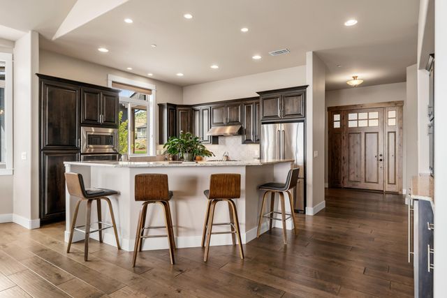 3250 Annapolis Drive, Medford, OR 97504