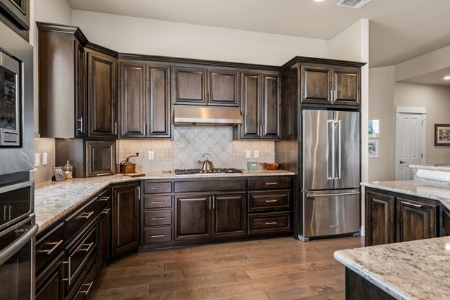 3250 Annapolis Drive, Medford, OR 97504