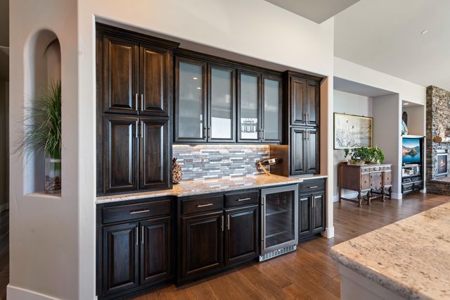 3250 Annapolis Drive, Medford, OR 97504