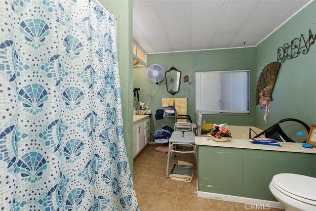 1456 E Philadelphia St Spc 286, Ontario, CA 91761