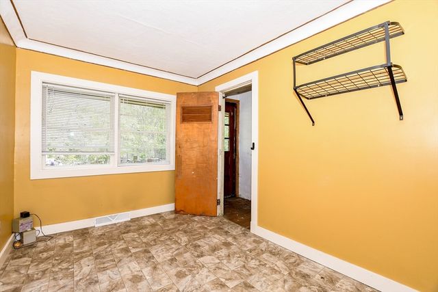 6 Gilbert Way, Wareham, MA 02571