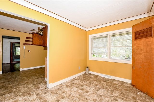 6 Gilbert Way, Wareham, MA 02571