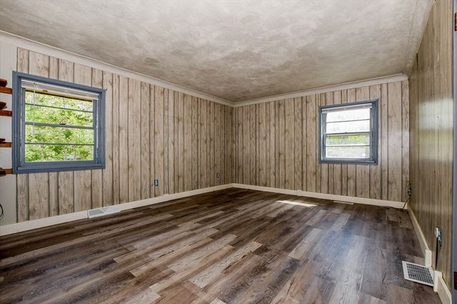 6 Gilbert Way, Wareham, MA 02571