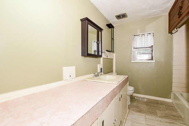 6 Gilbert Way, Wareham, MA 02571