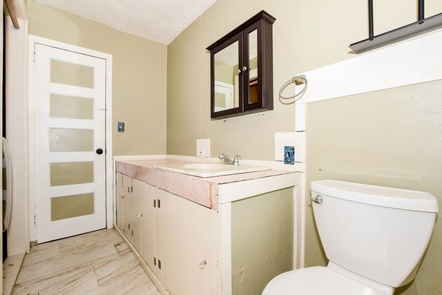 6 Gilbert Way, Wareham, MA 02571