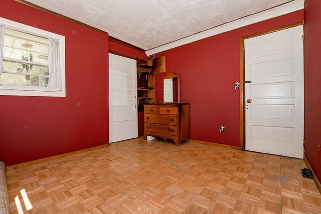 6 Gilbert Way, Wareham, MA 02571