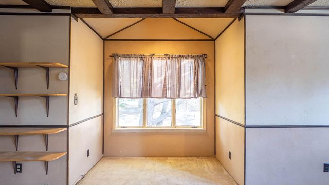 000 S 6th Street, Thayer, MO 65791