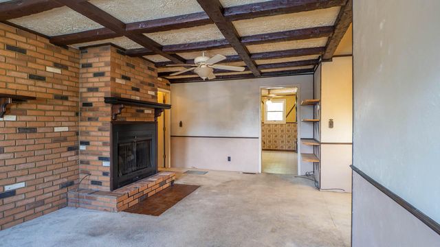 000 S 6th Street, Thayer, MO 65791